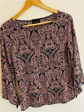 Brittany Black WHBM Y2K Paisley Mehndi Print Bell Sleeve Top Peach Black Whimsy